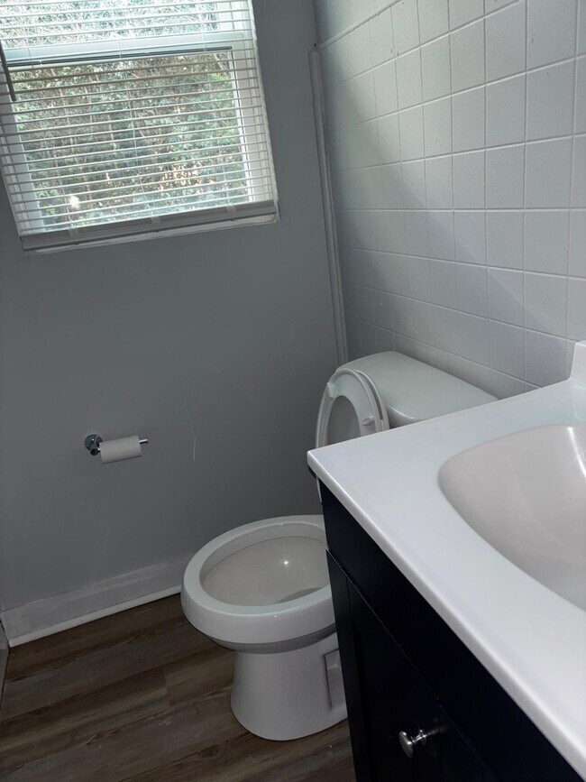 Building Photo - 260 Ryals Ave