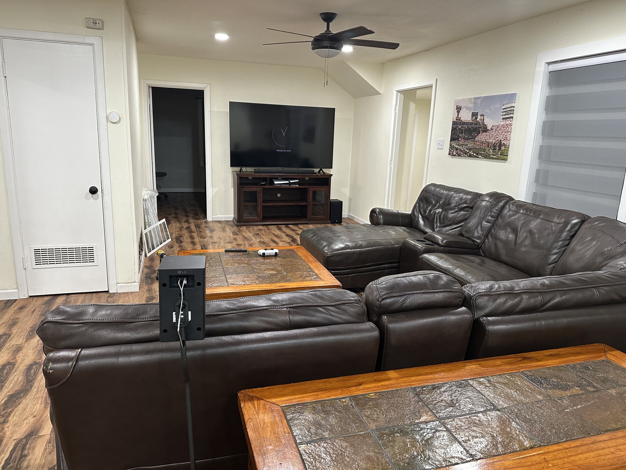 Building Photo - 4609 Elgin Ave