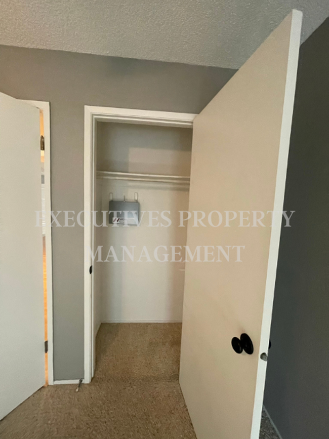Building Photo - 3341 El Dorado Ct