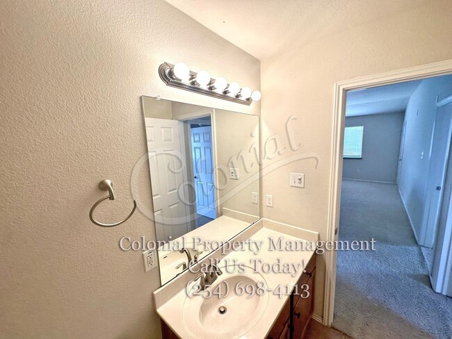 Building Photo - 4BD/3BA In Killeen TX