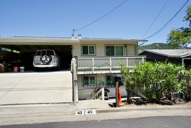 Building Photo - 45 Bayo Vista Way