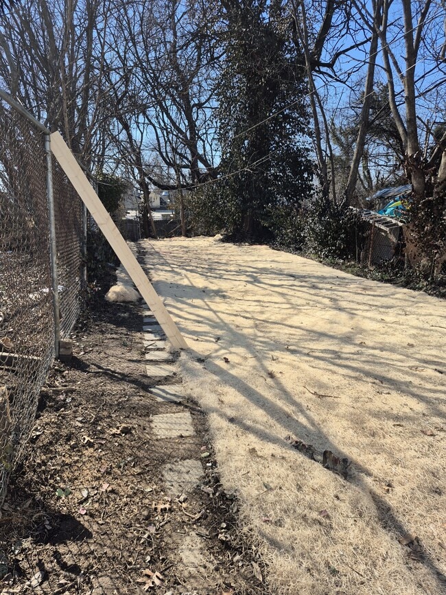 Building Photo - 1616 Gallagher St