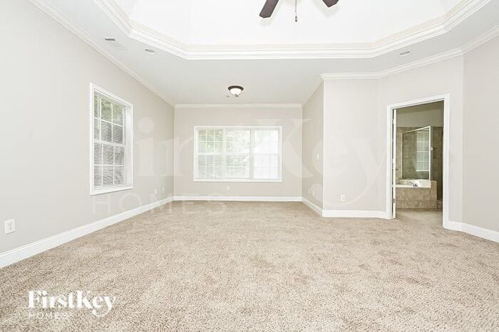 Building Photo - 489 Glouchester Dr