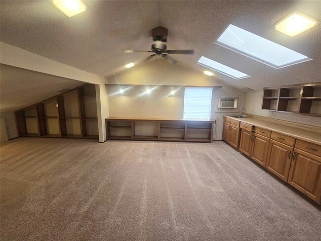Building Photo - 1212 Kingston Ct