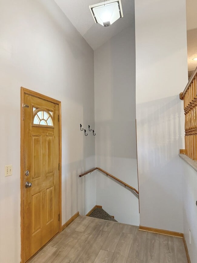 Building Photo - SEE IT NOW: Charming 4-Bedroom Home with F...