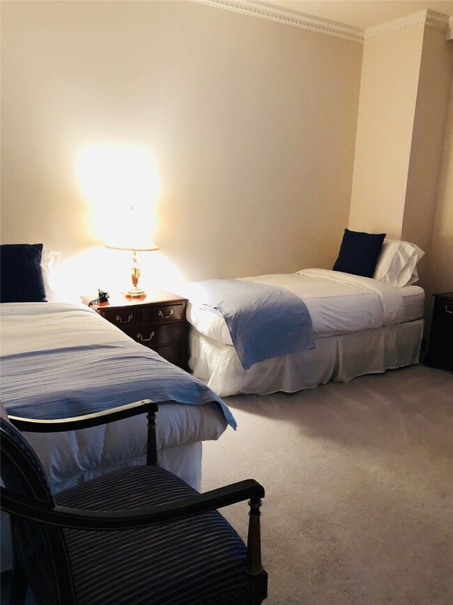 Building Photo - 5110 San Felipe St