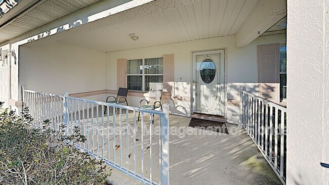 Building Photo - 9911 SW 96th St