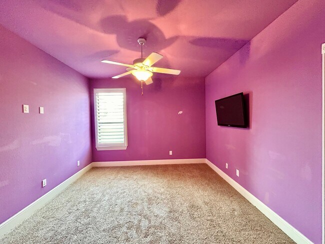 Building Photo - 7511 Raes Creek Dr