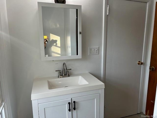 Building Photo - 306 5th St