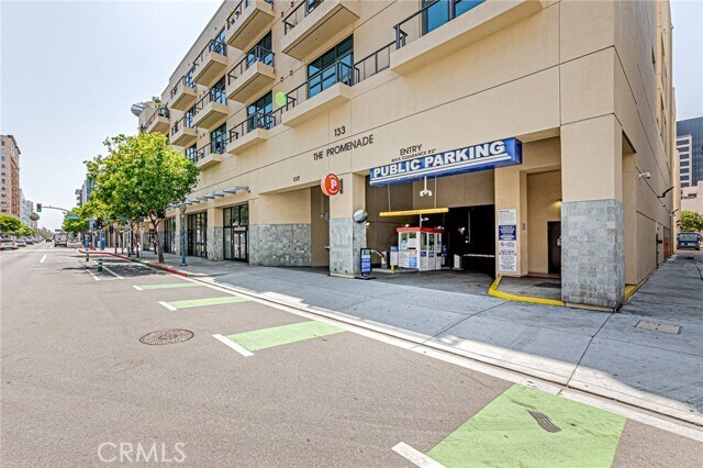 Building Photo - 133 The Promenade N