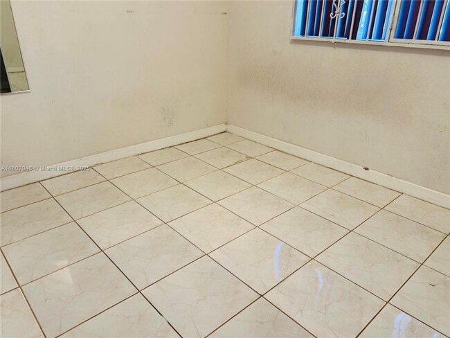 Building Photo - 8720 N Sherman Cir