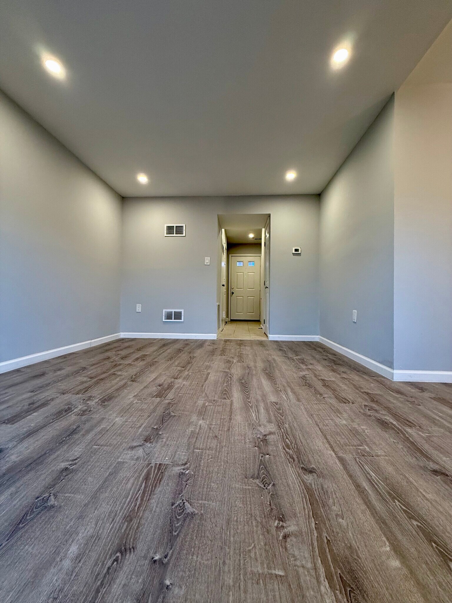 Building Photo - 238 Stevenson Sq