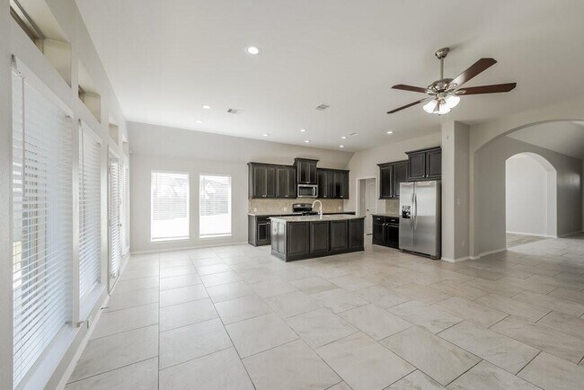 Building Photo - 2911 Angel Mist Ln