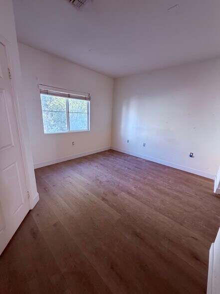 Building Photo - 9301 Shirley Ave