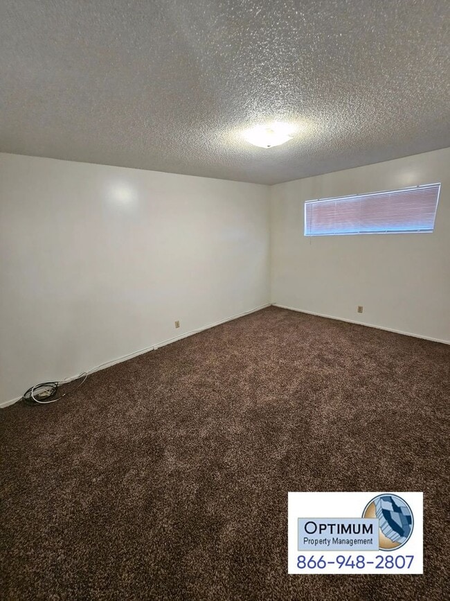 Building Photo - 15740 Serrano Rd
