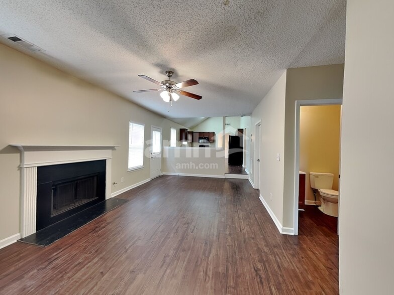 Building Photo - 3335 N Winds Trail