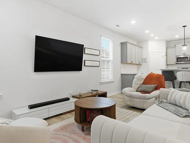Building Photo - Earn Wealth While Leasing - Like a Homeowner - Lease to Own