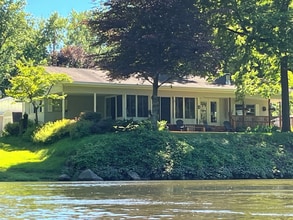 Building Photo - 6437 Bell Meadows