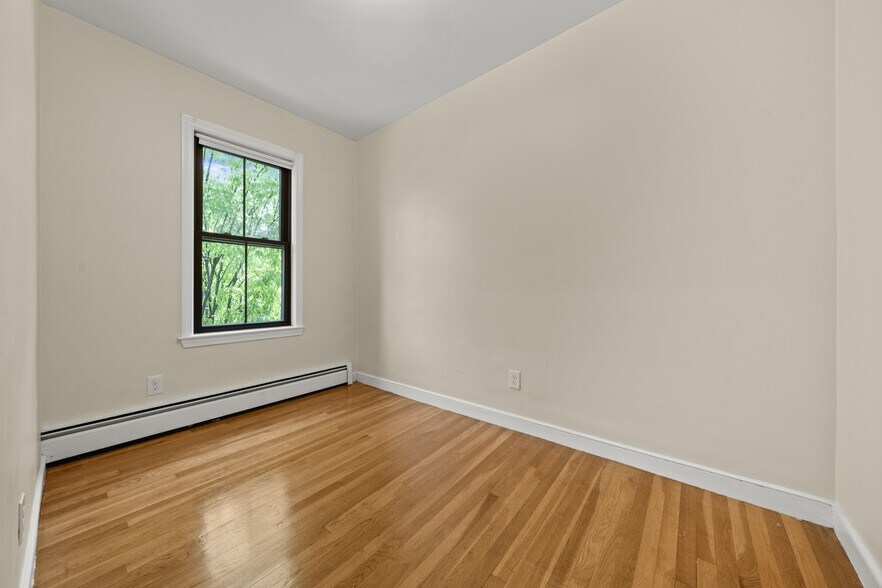 Building Photo - 8 Wigglesworth St
