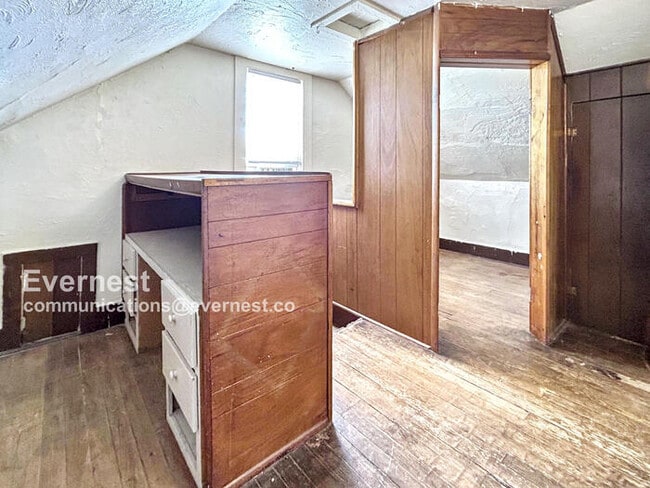 Building Photo - 1426 W Cucharras St