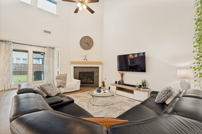 Building Photo - 4241 Mill Pond Dr