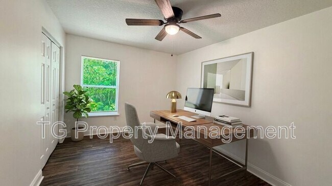 Building Photo - 1756 Lane Ave S