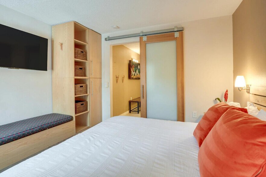 Building Photo - 1127 County Rd 3