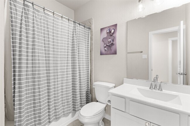 Building Photo - 9443 Starlight Oak Dr