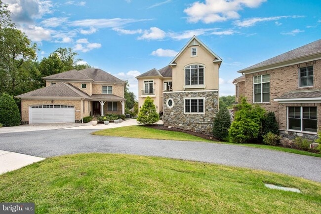 Building Photo - 8319 Quarry Manor Terrace
