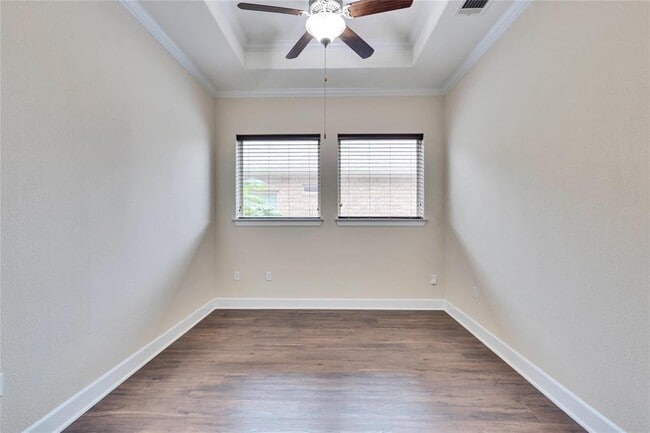 Building Photo - 14208 Tyburn Trail