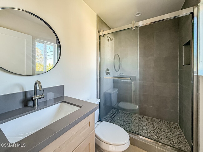 Building Photo - 2617 Veteran Ave