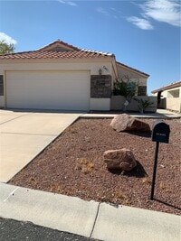 Building Photo - 2421 Stardust Dr