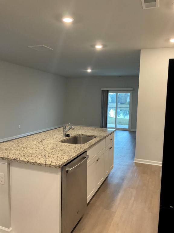 Building Photo - 8147 Forest Edge Dr