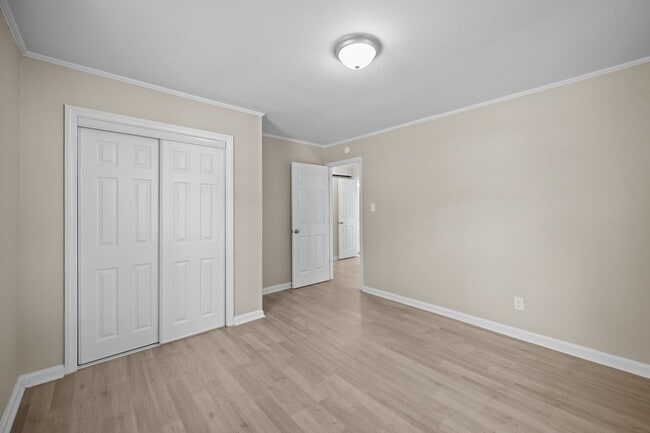 Building Photo - 103 Robin Rd
