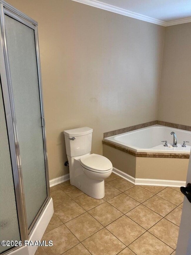 Building Photo - 205 W Monroe St