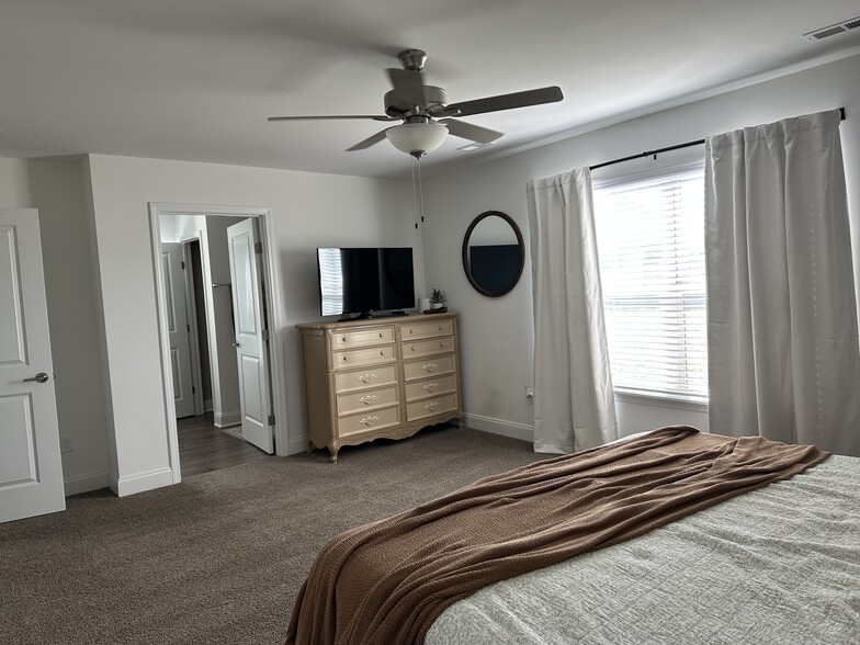 Building Photo - 1615 Mountain Quail Cir