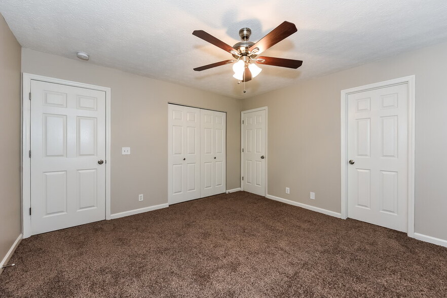 Building Photo - 178 Bradford Cir