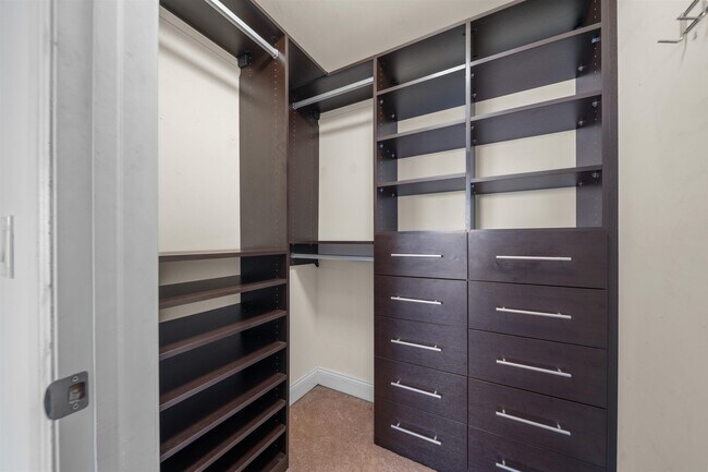 Building Photo - 5711 Jefferson St