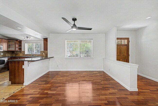 Building Photo - 6108 N 11th Ave