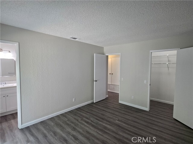 Building Photo - 10278 Candlewood St