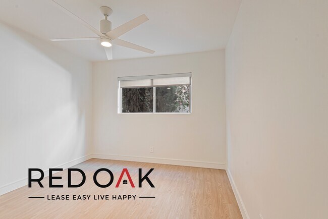 Building Photo - 1007 Lincoln Blvd