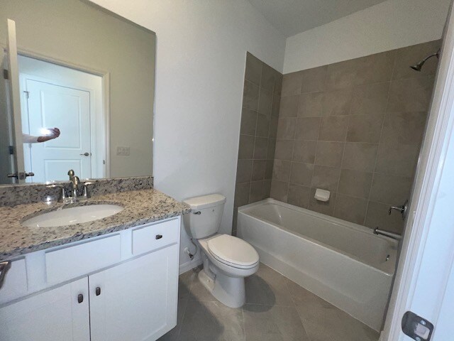 Building Photo - 14984 Palamos Cir