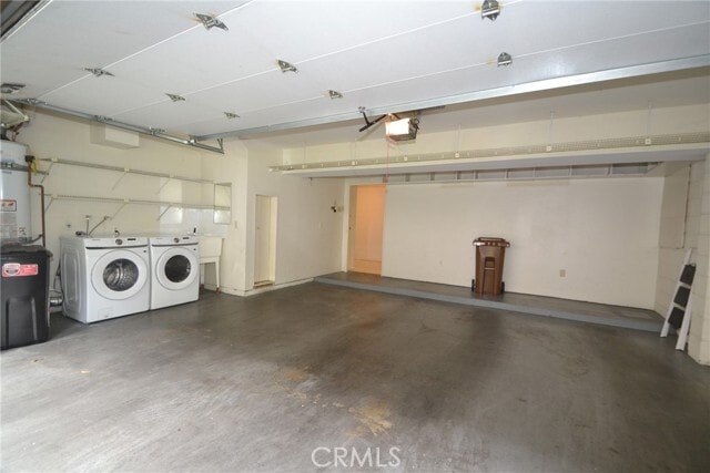 Building Photo - 2595 Plaza del Amo
