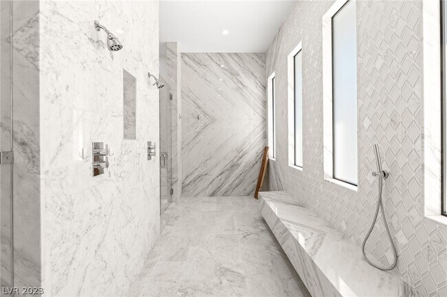 Building Photo - 1 Sanctuary Peak Ct