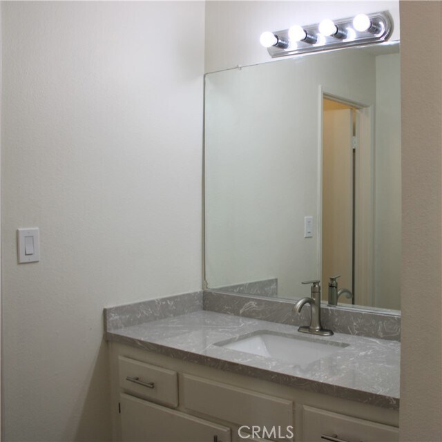 Building Photo - 260 E Beverly Blvd