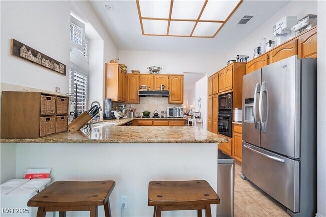 Building Photo - 8628 Highacre Dr