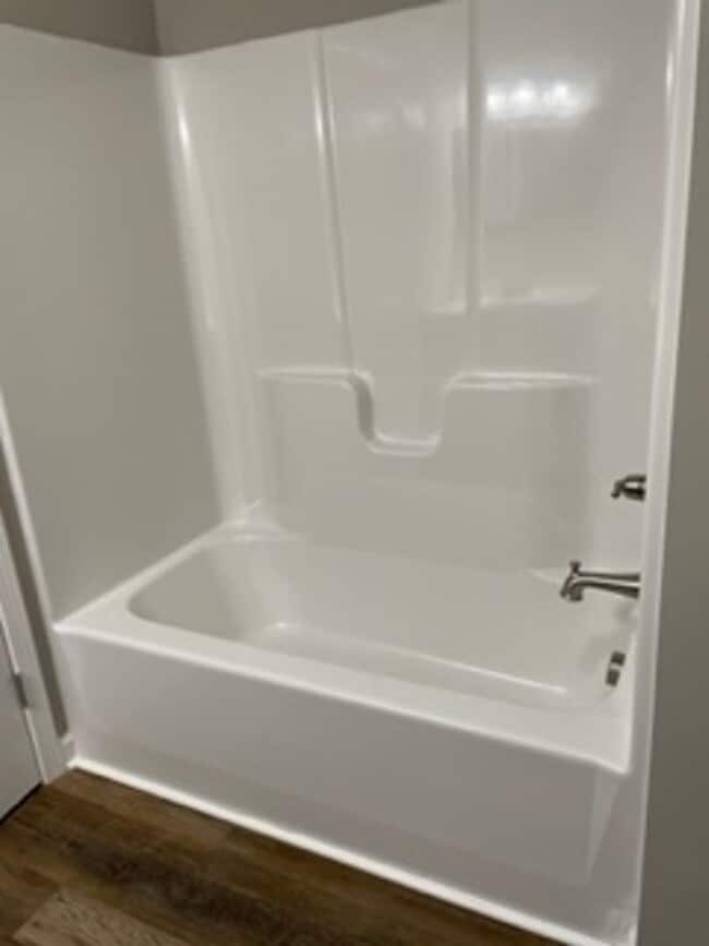 Building Photo - Charming Townhome Minutes from Tim's Ford Lake!