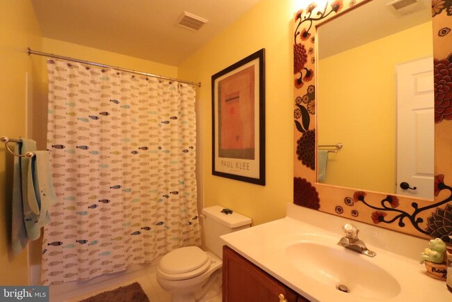 Building Photo - 13172 Ashnut Ln