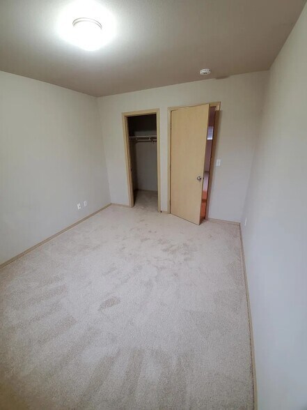 Building Photo - 18323 13th Avenue Ct E