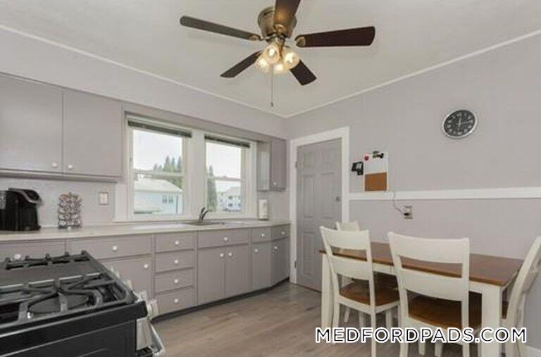 Building Photo - 60 Buzzell Ln